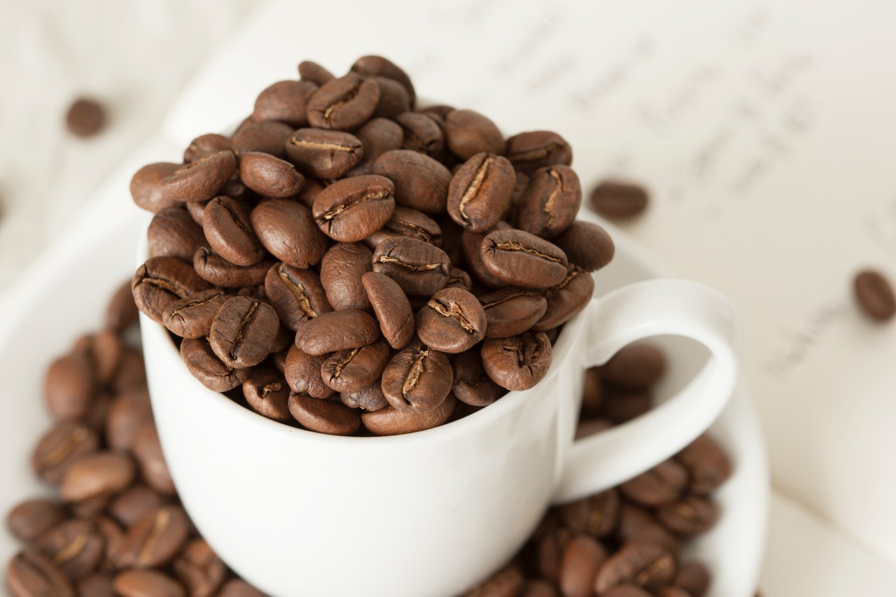 How Long Does Ground Coffee Last: Understanding Coffee Freshness