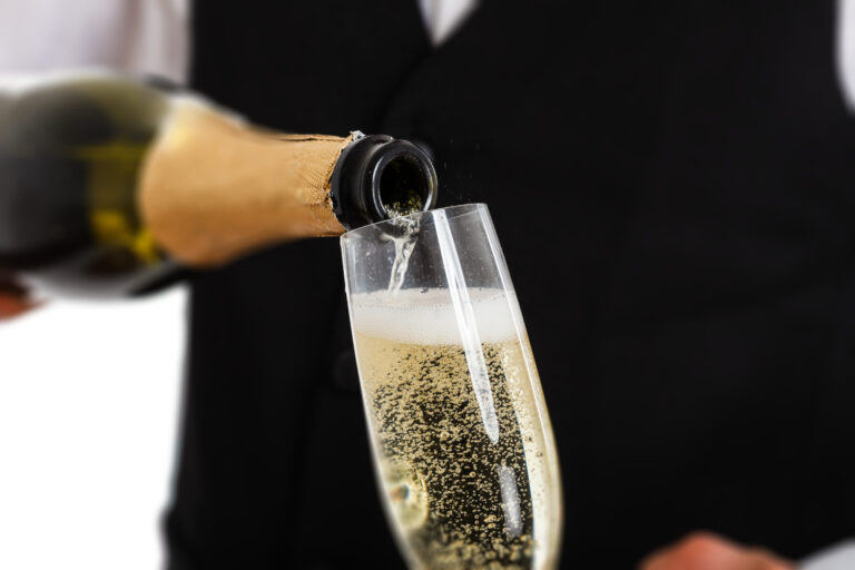 Alcohol Content in Champagne: Evaluating Sparkling Wine Strength